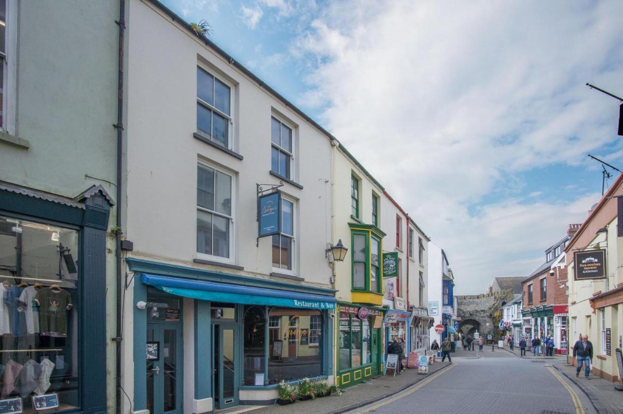 To Mawr - 2 Bedroom Apartment - Tenby Exterior foto